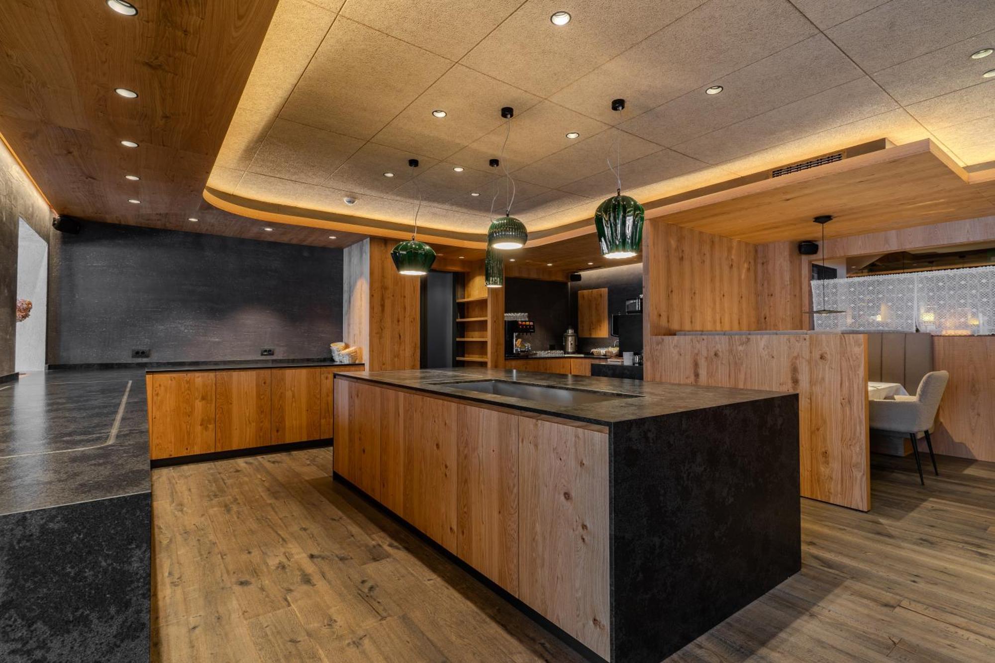 Hotel Krondlhof Brunico Luaran gambar