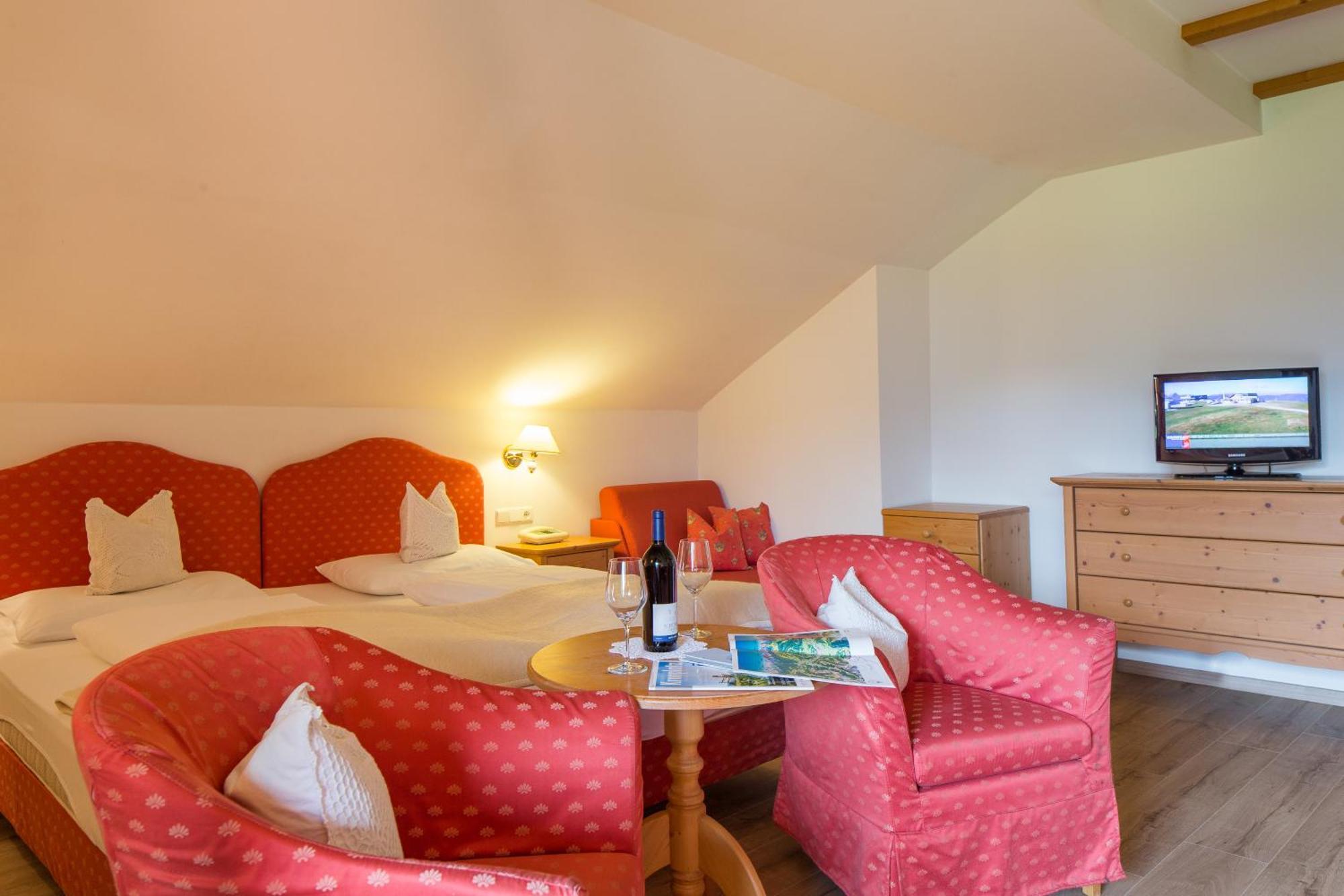 Hotel Krondlhof Brunico Bilik gambar