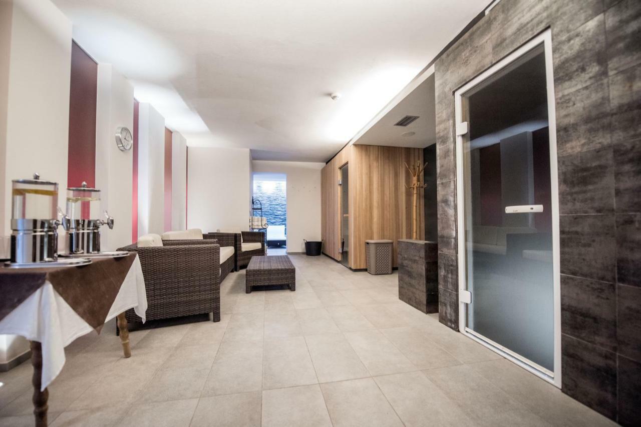 Hotel Krondlhof Brunico Luaran gambar